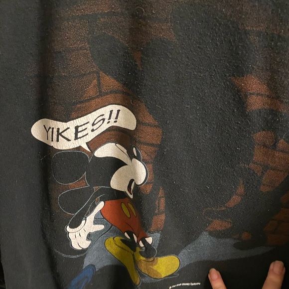 Vintage Walt Disney Company XL Sweatshirt Mickey Mouse Scared Of Shadow Black - Picture 4 of 8